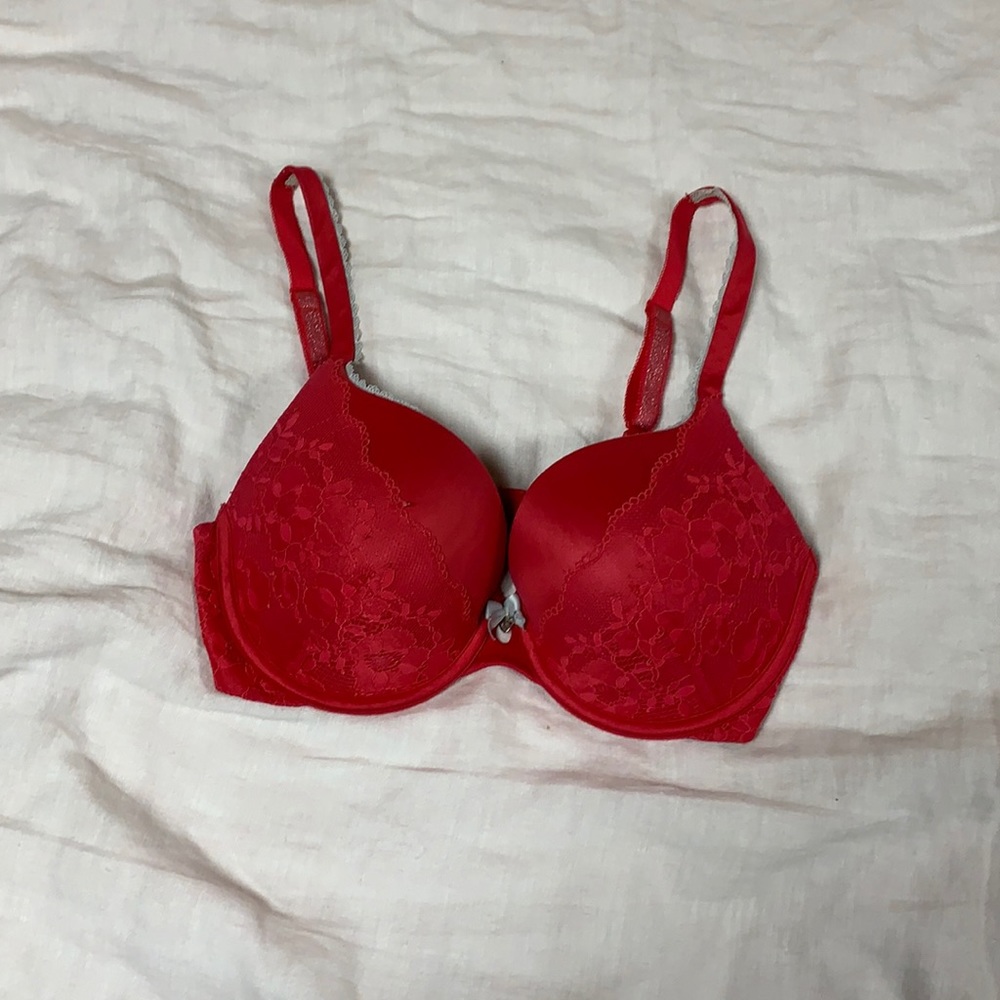Victoria’s Secret bra